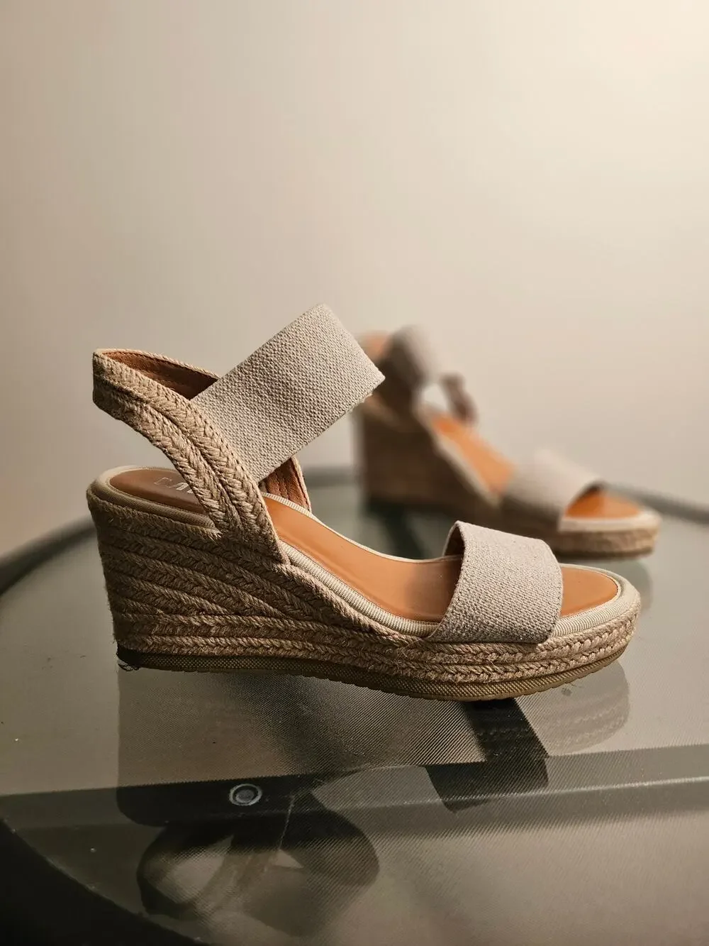 MIA Size 8M Espadrille Wedge Sandals